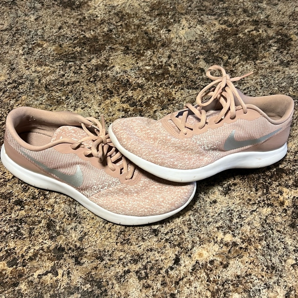 Nike Flex Contact Running Shoe